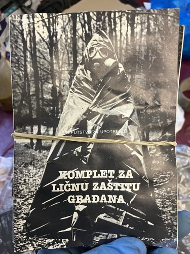 Yugoslavian mask nbc - ex,