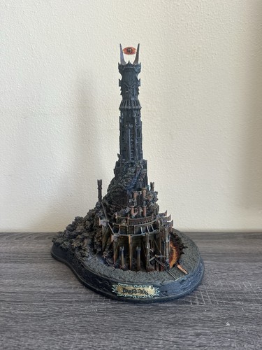 Barad dur diorama statue - diorama, lotr