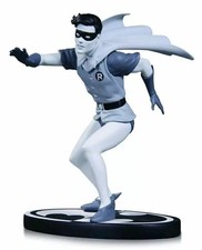 DC COLLECTIBLES BATMAN BLACK & WHITE ROBIN STATUE BY CARMINE INFANTINO