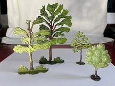 Britains Ltd vintage lead-cast trees 70mm to 148mm in height