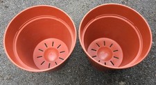2xLarge Plastic Terracotta Garden Flower Pots and bases, Diameter 42cm Pre-owned