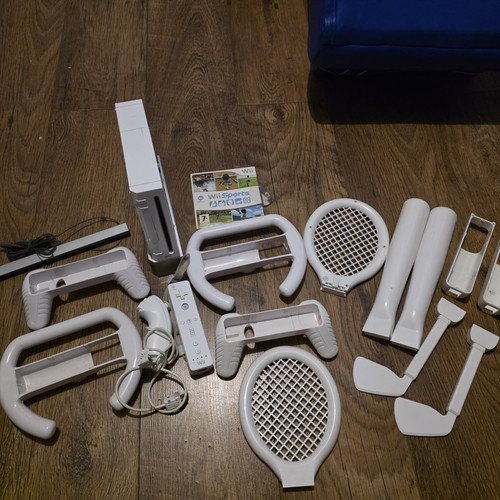 Nintendo wii bundle sports - nintendo,