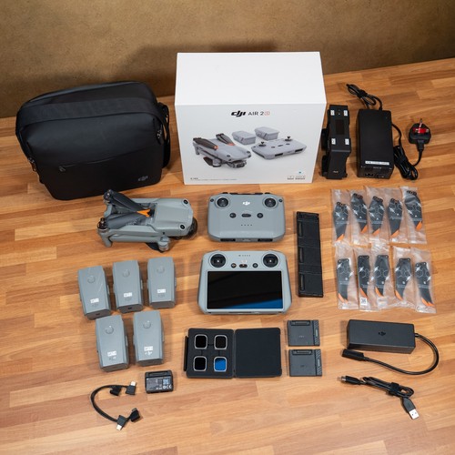 Dji air fly more combo - more,