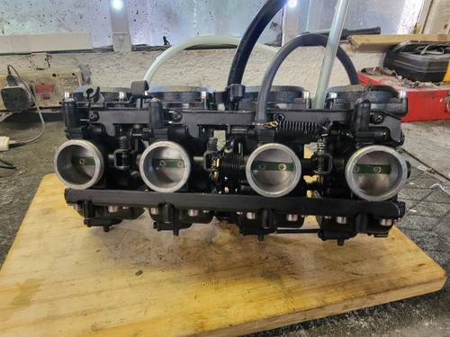 Kawasaki gpz900r gpz carbs - gpz900r,