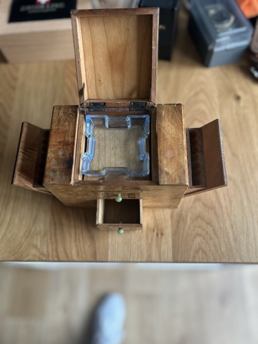 Wooden smokers box cabinet