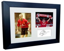 Signed Roy Keane Manchester