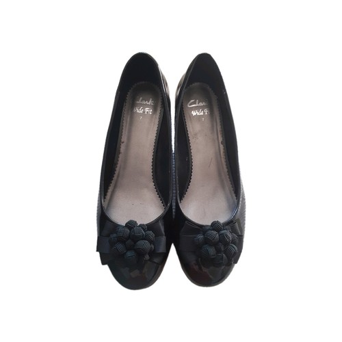 Clarks ladies black shiny - clarks,
