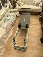Reformer Pilates Machine with