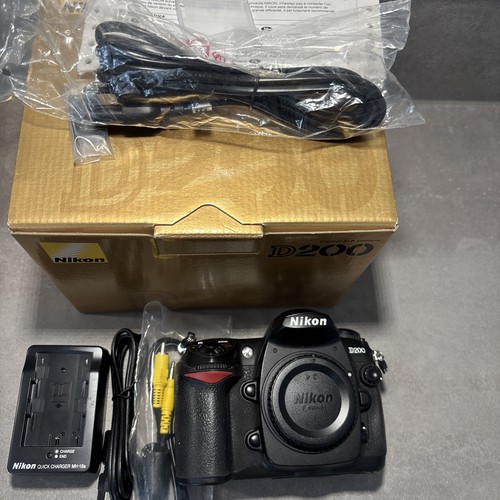 Nikon d200 body - body,