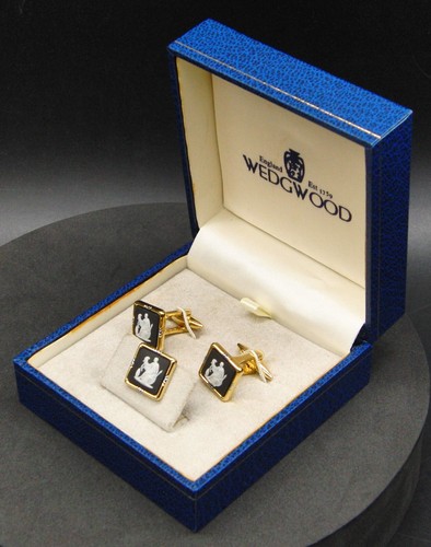 Wedgwood est 1759 - est,