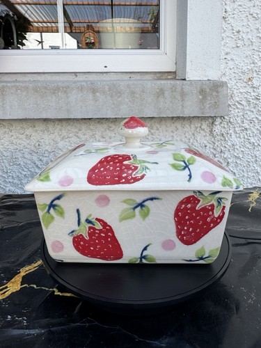 Rare eden pottery strawberry - pottery, &