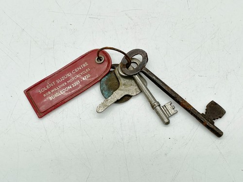 Vintage keyring and keys - keyring,