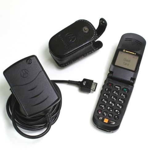 Motorola v3688 mobile phone - v3688,