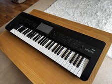 Korg Krome 61-Key Synthesizer