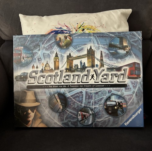 Scotland yard board game - scotland,