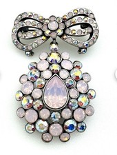 Stunning V&A Museum Replica