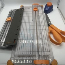 Fiskars Paper Cutter Trimmer