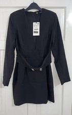 ZARA BLACK V-NECK BELTED SHORT