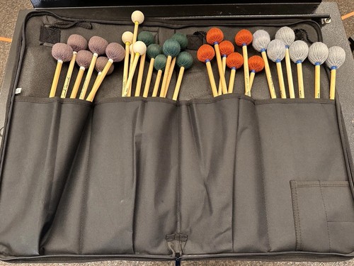 Lot innovative percussion - of,