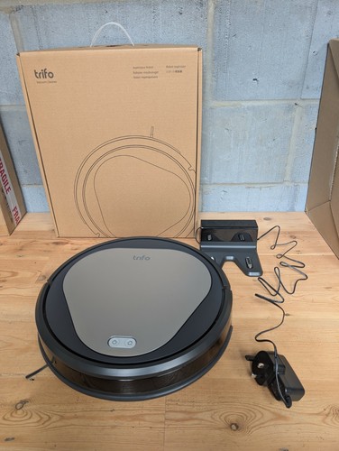 Trifo emm robot - robot, vacum