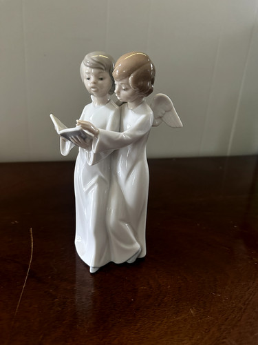 Mint condition nao - nao, lladro