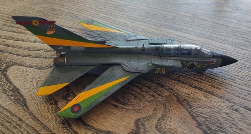 Corgi raf tornado za564 - tornado,