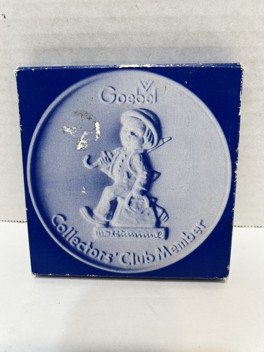 Vintage 1976 goebel hummel - goebel, mj