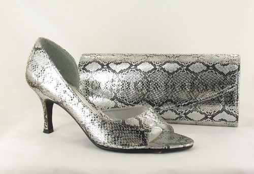 Womens peep toe court shoe - toe,