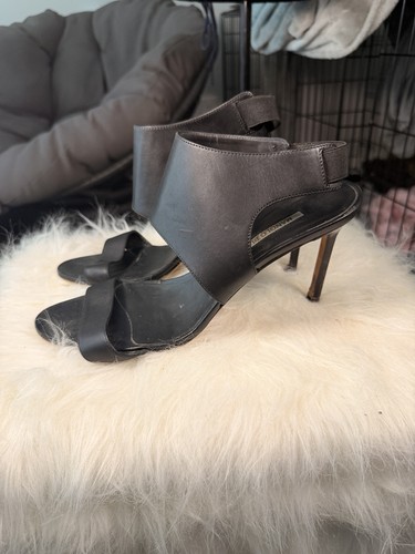 Manolo blahnik black leather - manolo,