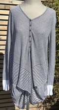 Oska Dark Grey / White Stripe Linen Knit Lagenlook Top Labelled Size Regular