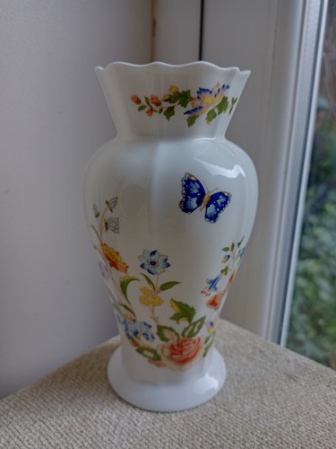 Aynsley cottage garden - cottage, vase