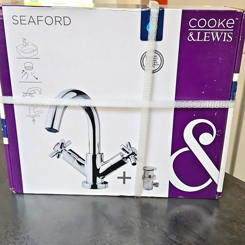 Cooke lewis seaford - cooke, &