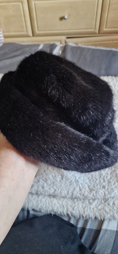 Black faux fur hat - fur, hat🌟