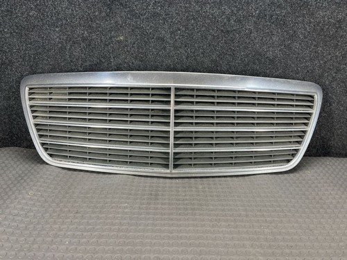 Mercedes benz w210 2000 - mercedes-benz,