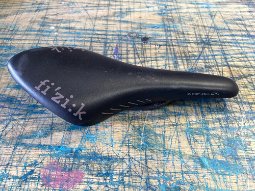 Fizik arione carbon saddle - fizik,