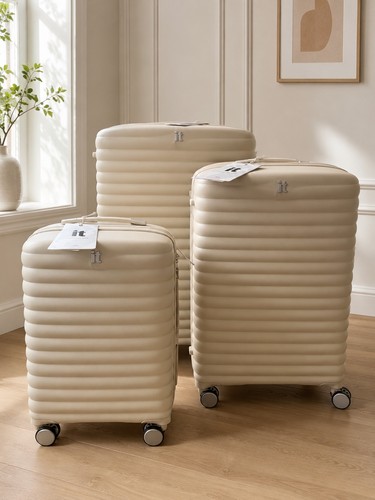 Bnib luggage suitcase 3 - it,