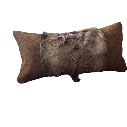 Black springbok throw - black,