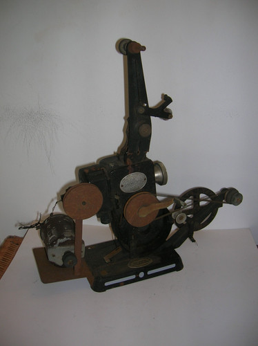 Vintage 1930 pathescope - vintage,