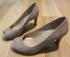 Stuart Weitzman Russell &