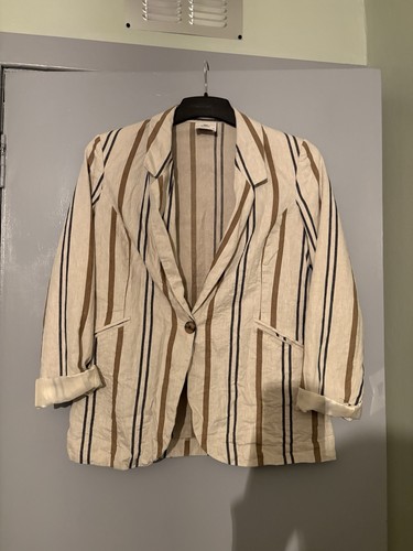 Striped blazer size 10 - striped,