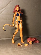 Marvel Legends Tigra (West Coast Avengers) Loose Figure Complete