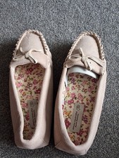 Snuggles Ladies Soft Suede Slippers With Beautiful Cotton Lining