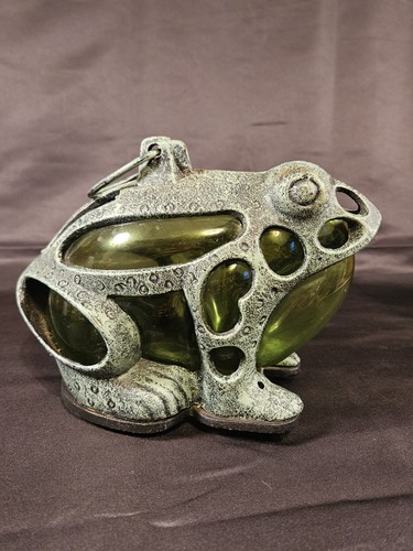 Vintage frog garden lantern - vintage,