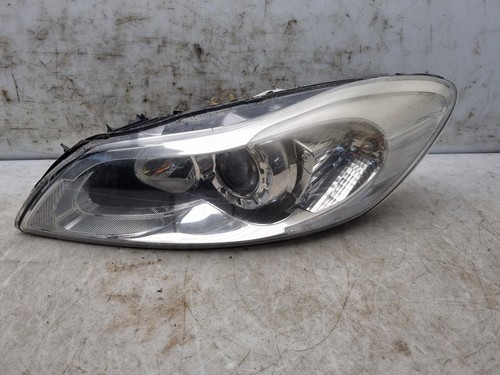 Volvo c30 headlight - c30, near