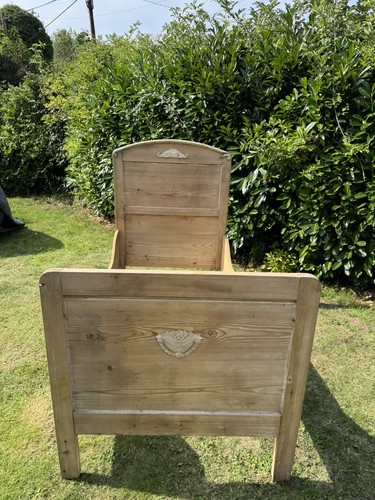 Gorgeous antique single - single, old