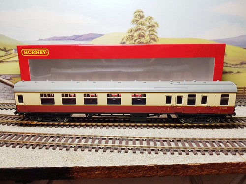 R40215 hornby mk1 - hornby, br