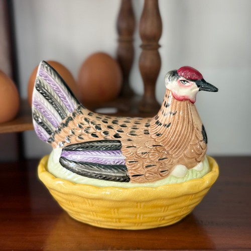 Vintage ceramic hen nest - hen,