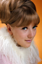 Julia Foster Posed Wearing A High Hair Beehive Hair Style 1966 4x6 Photo