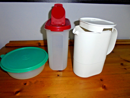 Tupperware items space - items,,