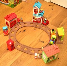 Happyland Bakers, Pet Shop